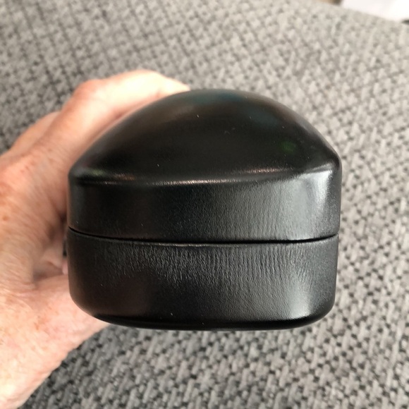 COACH clamshell eyeglasses case. Black. - Picture 4 of 5